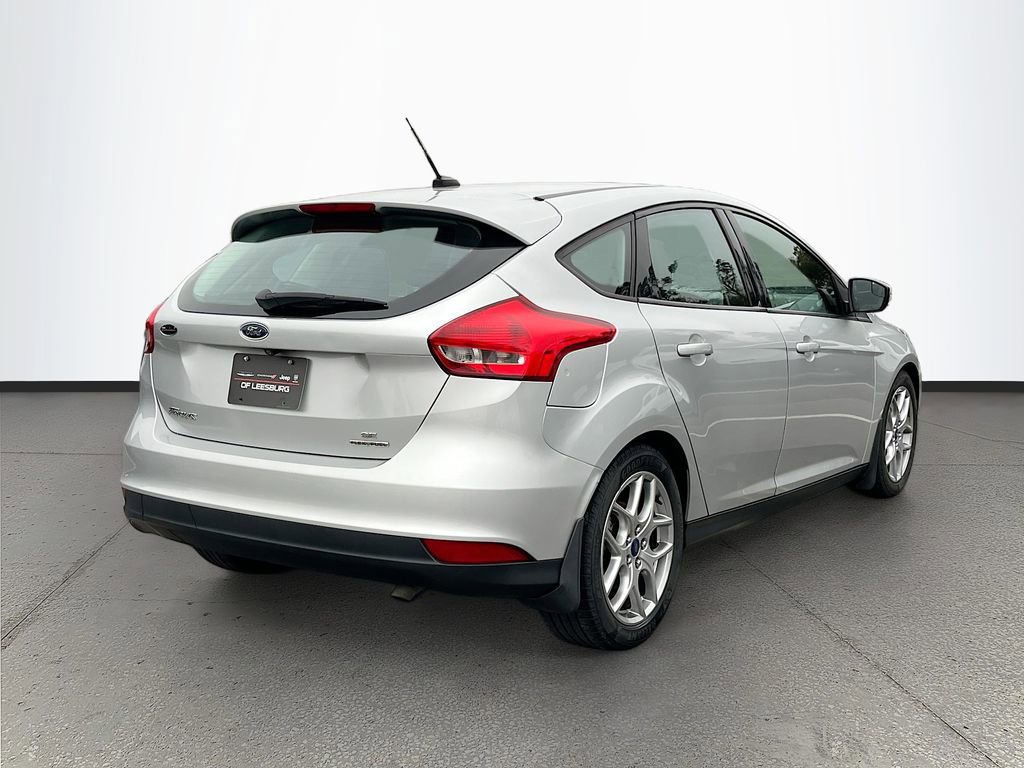 Used 2015 Ford Focus SE w/ Equipment Group 201A image 7