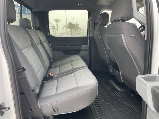 New 2026 Ford F250 XL w/ XL Chrome Package image 23