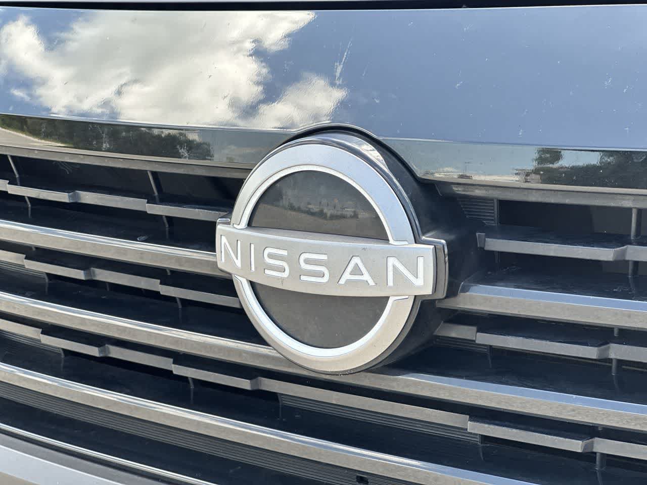 Used 2025 Nissan Kicks S FWD image 11