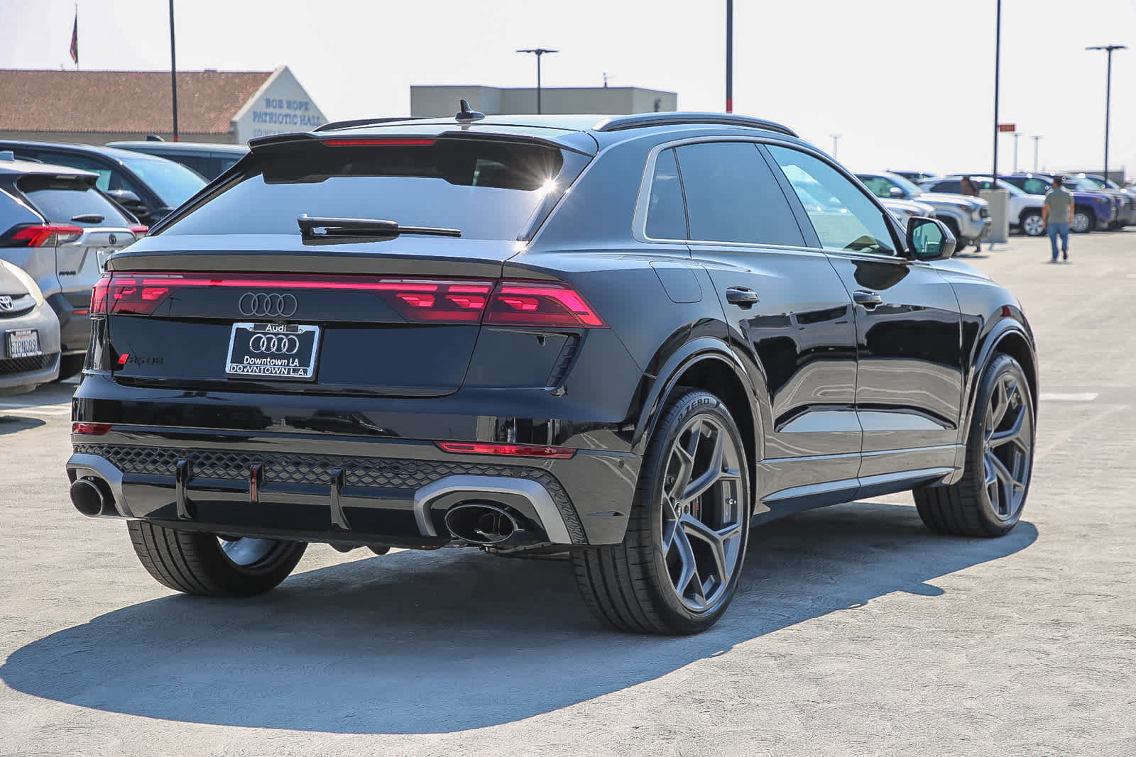 New 2025 Audi RS Q8 performance image 4