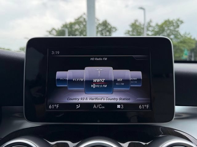 Used 2018 Mercedes-Benz GLC 300 4MATIC image 20