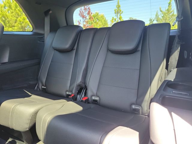 Used 2023 Mercedes-Benz GLS 450 4MATIC image 11