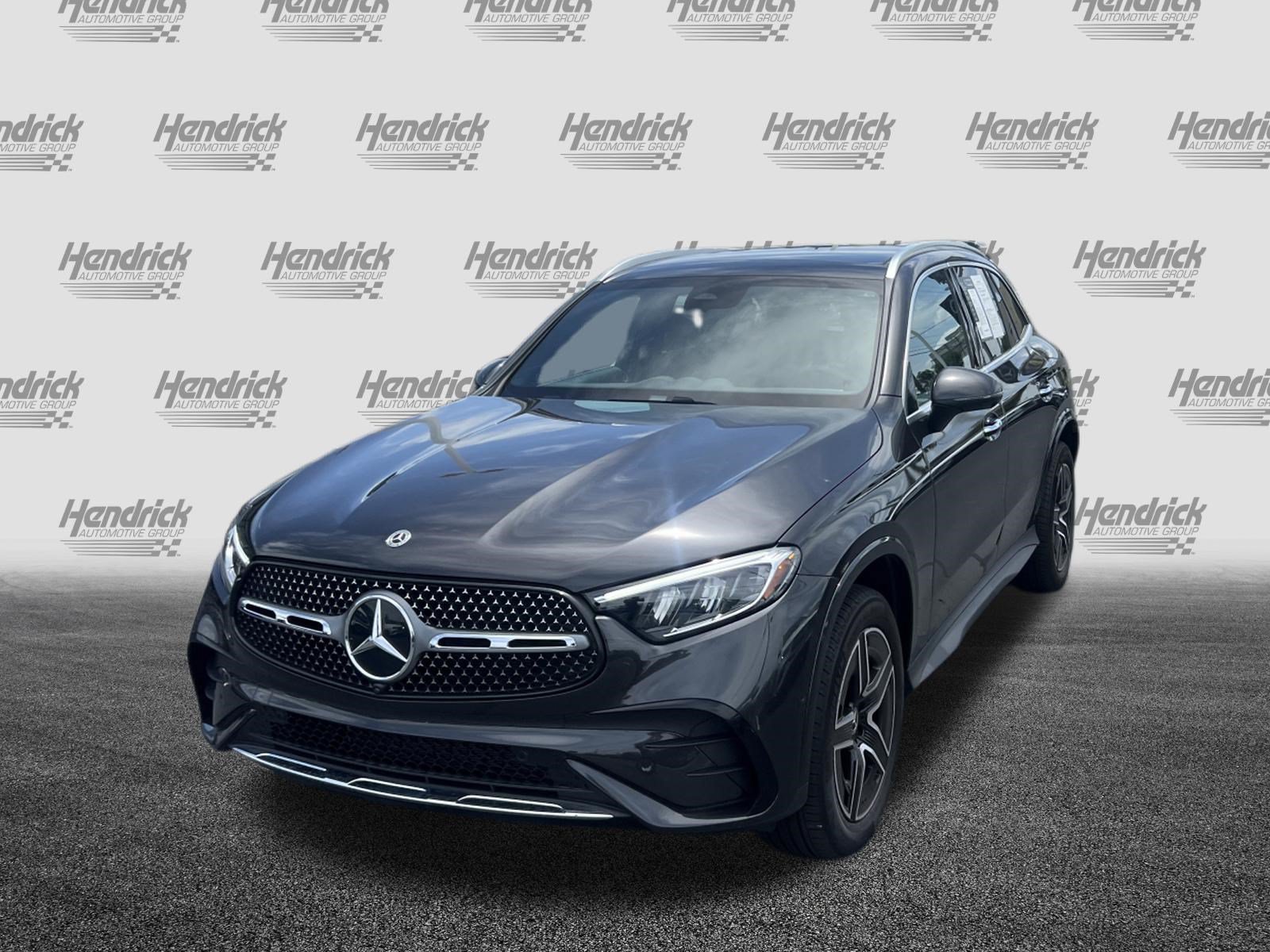 Certified 2025 Mercedes-Benz GLC 300 4MATIC image 5