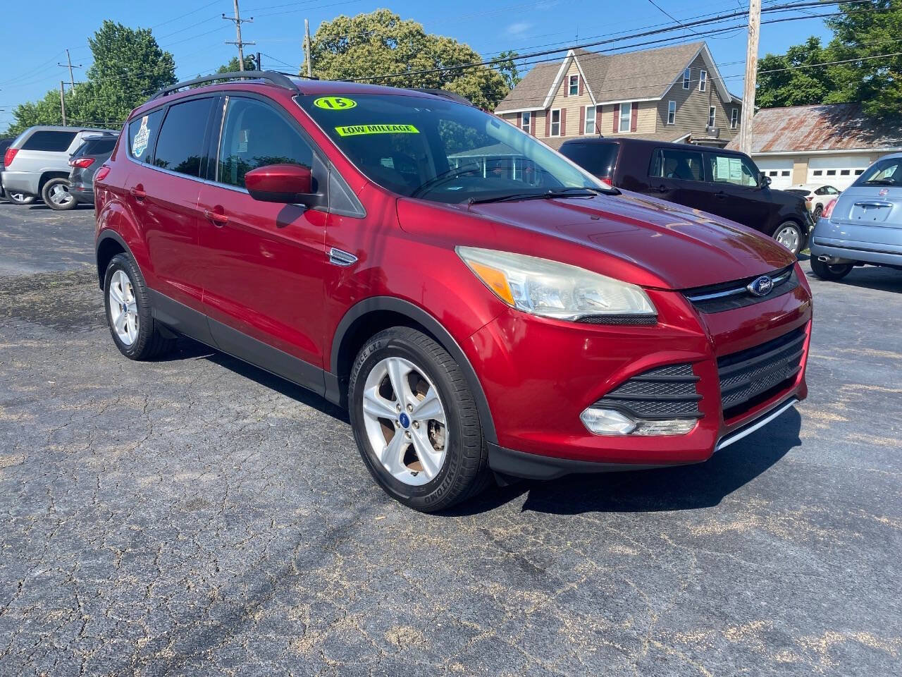 Used 2015 Ford Escape SE w/ Equipment Group 201A AWD/4WD image 2
