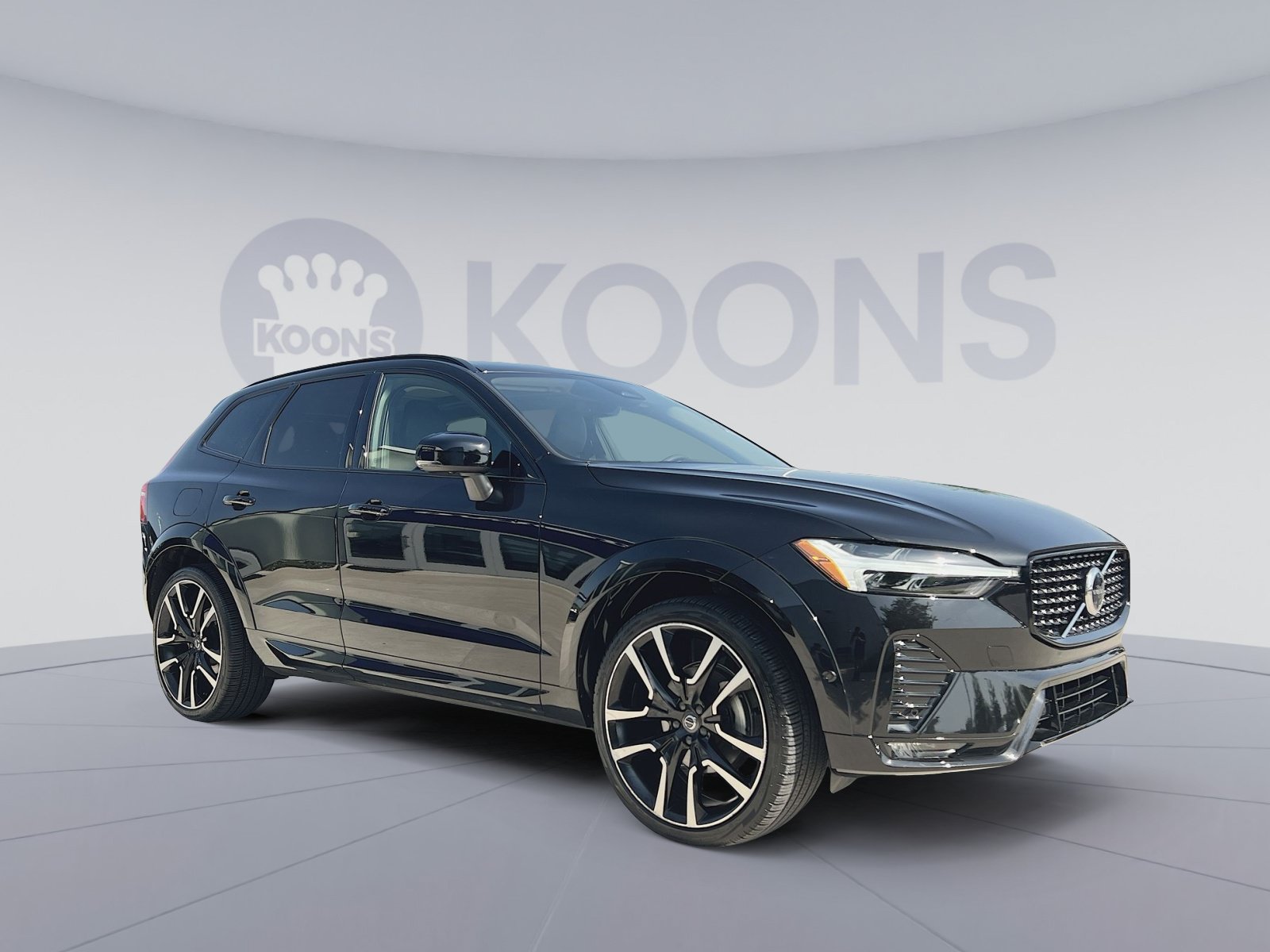 Certified 2024 Volvo XC60 B5 Ultimate w/ Protection Package Premier AWD/4WD image 10