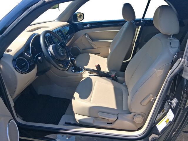 Used 2013 Volkswagen Beetle 2.5 FWD image 10