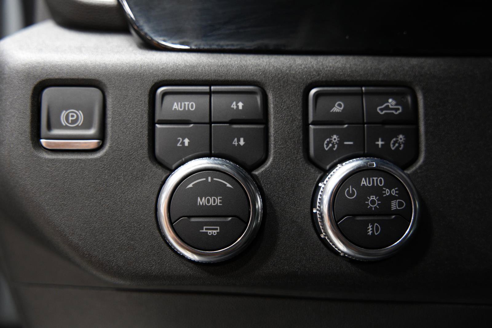 Used 2024 GMC Sierra 2500 SLT w/ SLT Convenience Package image 27