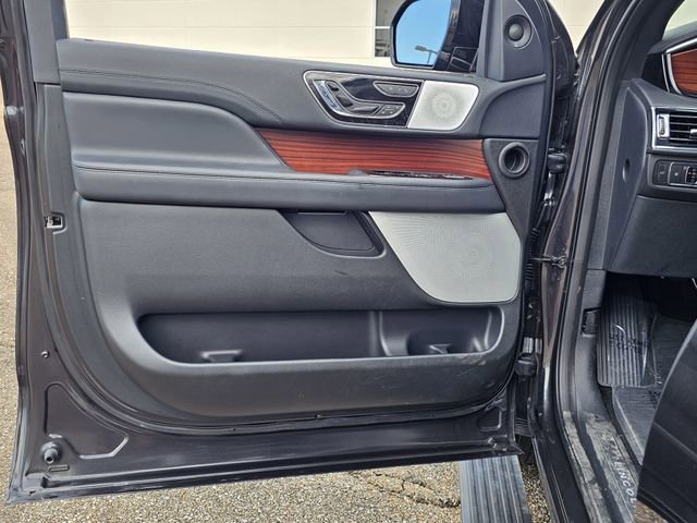 Certified 2023 Lincoln Navigator L Reserve image 14