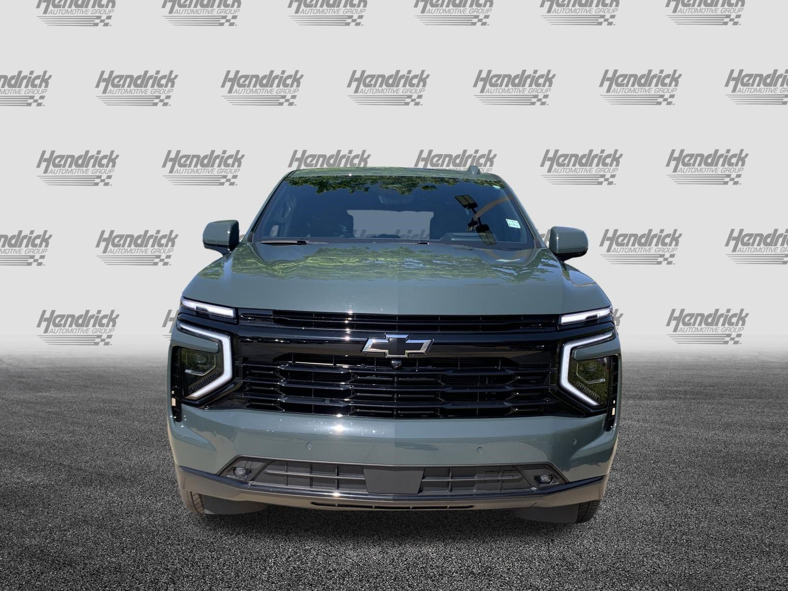 Used 2025 Chevrolet Tahoe RST w/ Advanced Technology Package AWD/4WD image 3