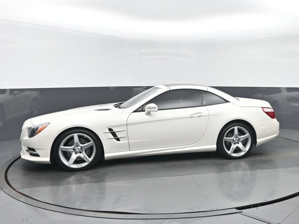 Used 2016 Mercedes-Benz SL 550 image 6