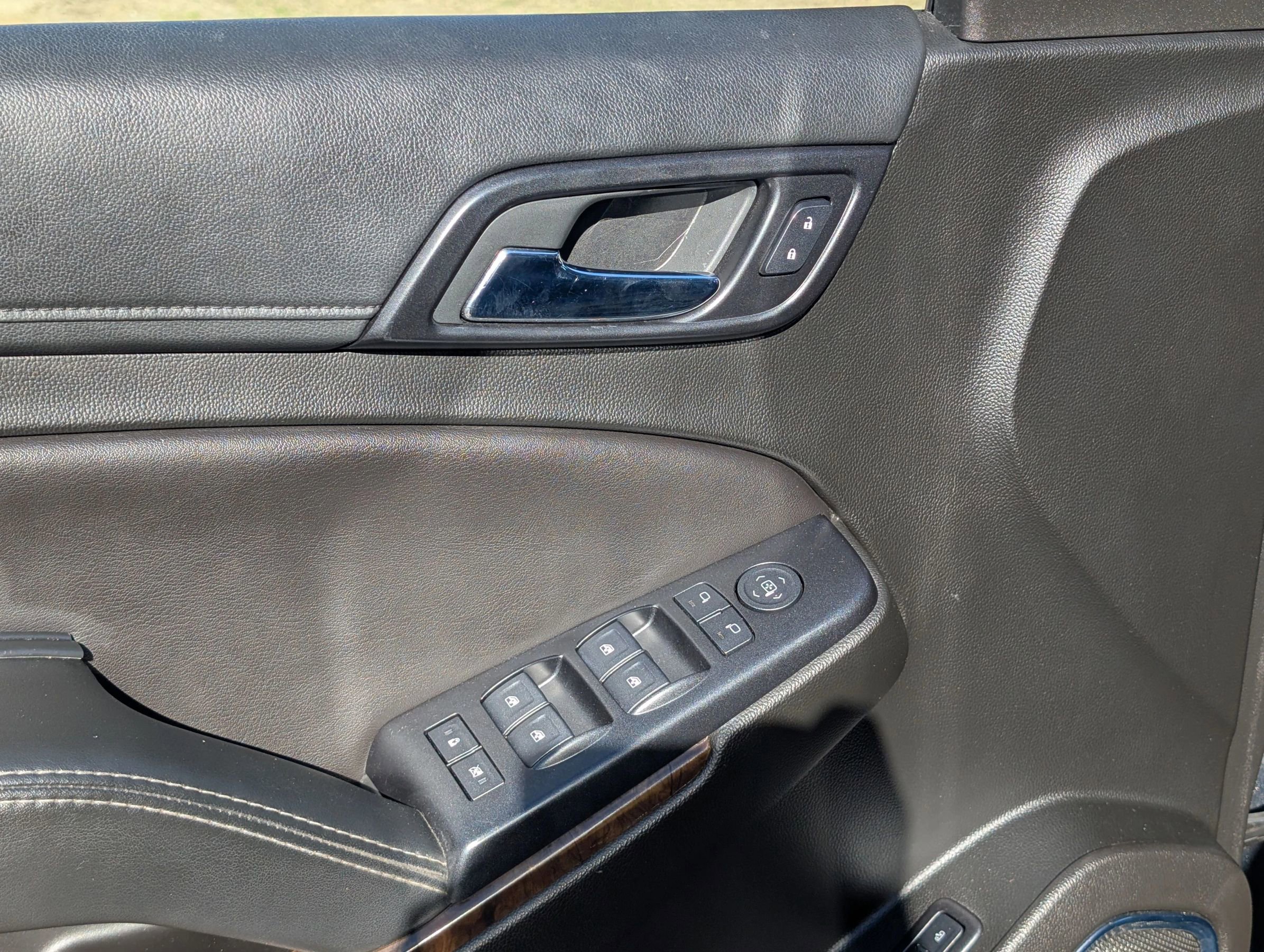 Used 2019 Chevrolet Tahoe LT AWD/4WD image 18