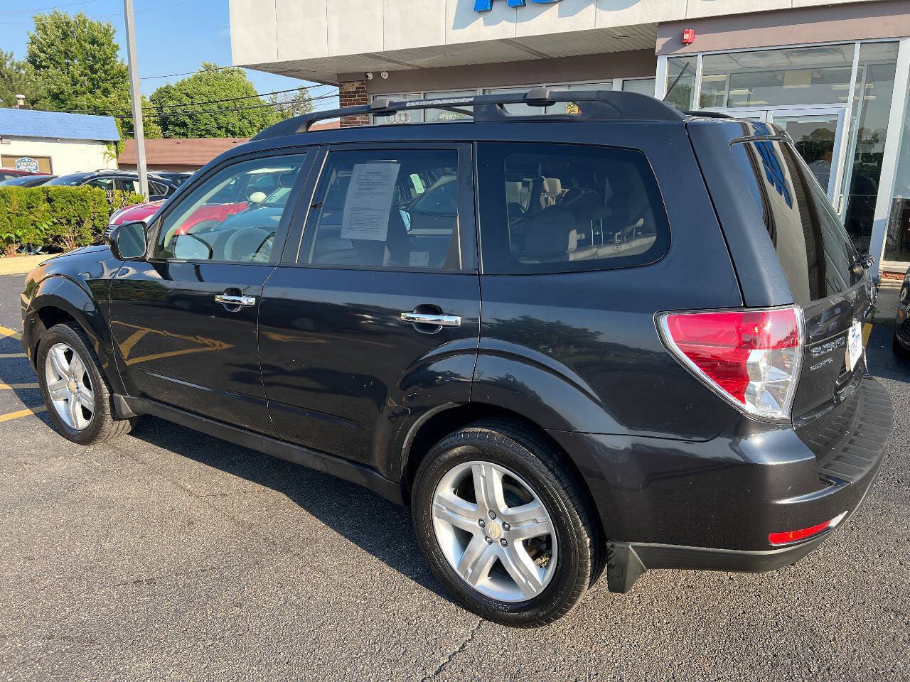 Used 2010 Subaru Forester 2.5X Premium w/ Popular Equipment Group 7B AWD/4WD image 12