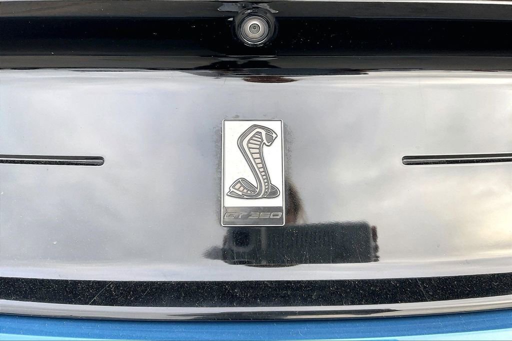 Used 2020 Ford Mustang Shelby GT350 w/ Technology Package image 25