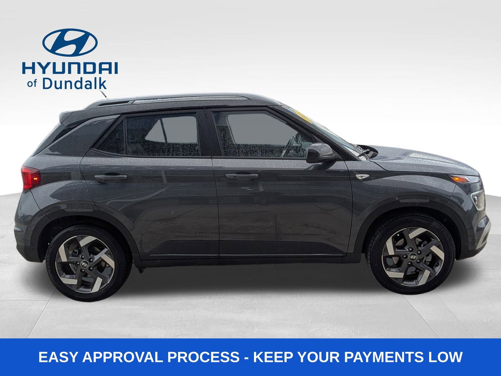 Used 2025 Hyundai Venue Limited image 7