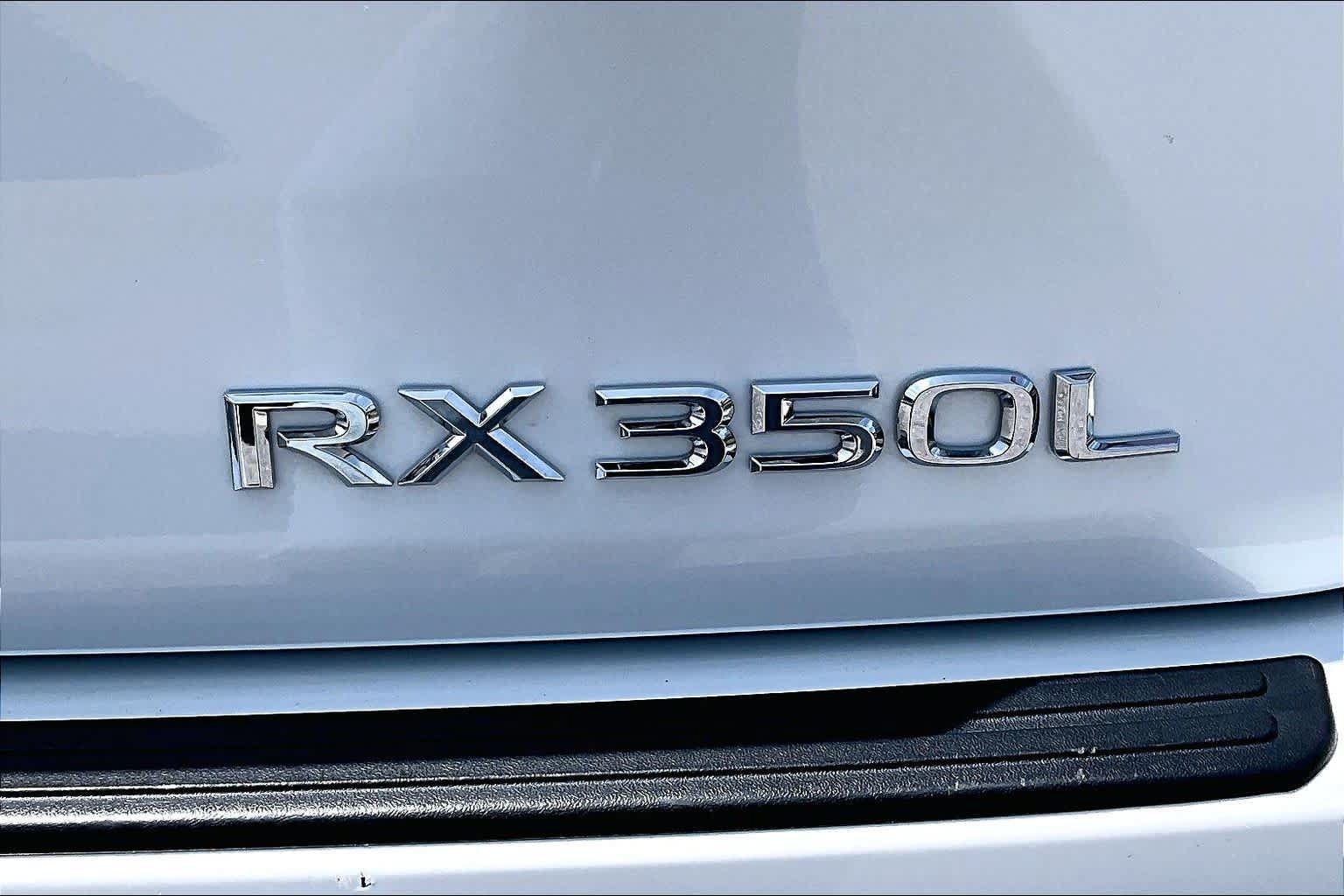 Used 2022 Lexus RX 350L FWD w/ Premium Package image 10
