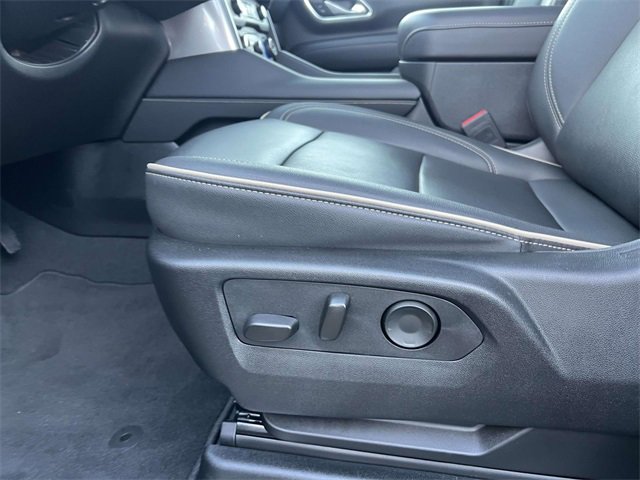 Certified 2024 Chevrolet Suburban Premier w/ Premium Package image 18