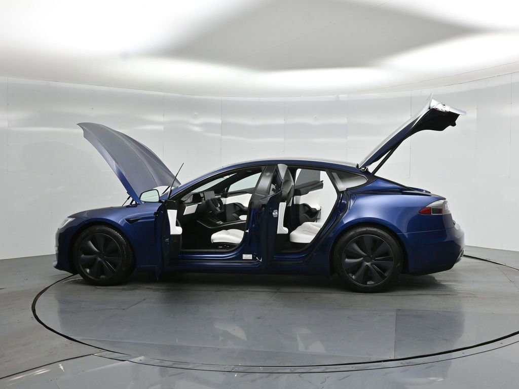 Used 2021 Tesla Model S Plaid AWD/4WD image 32