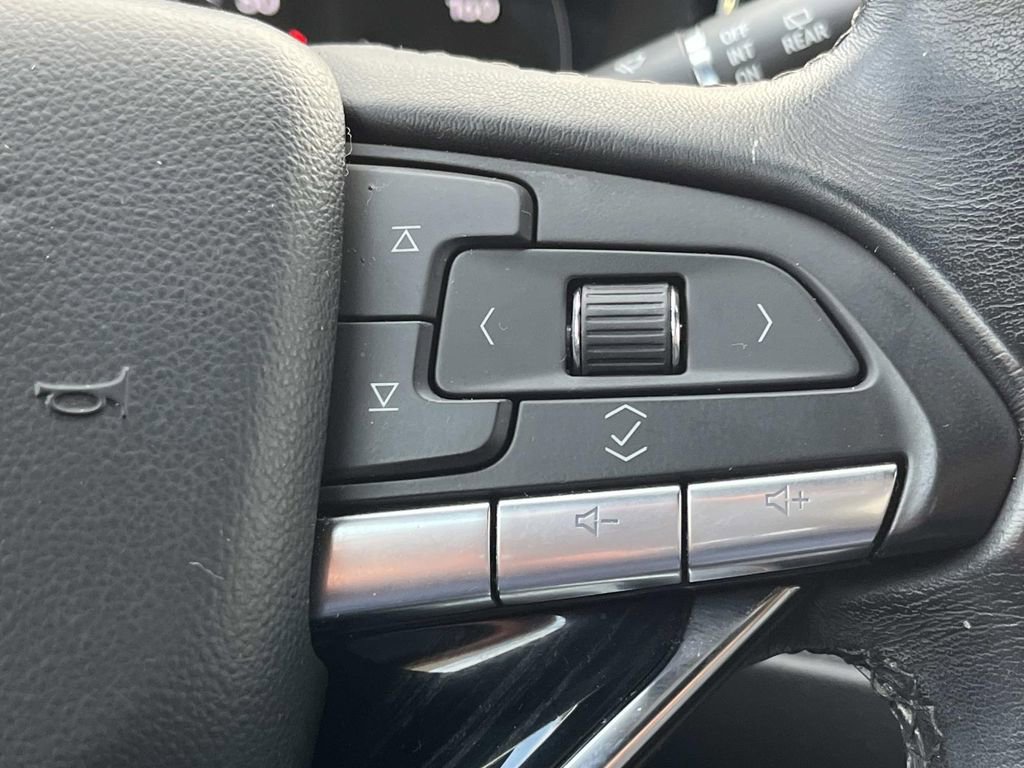 Certified 2024 Cadillac XT6 Premium Luxury w/ Technology Package image 32