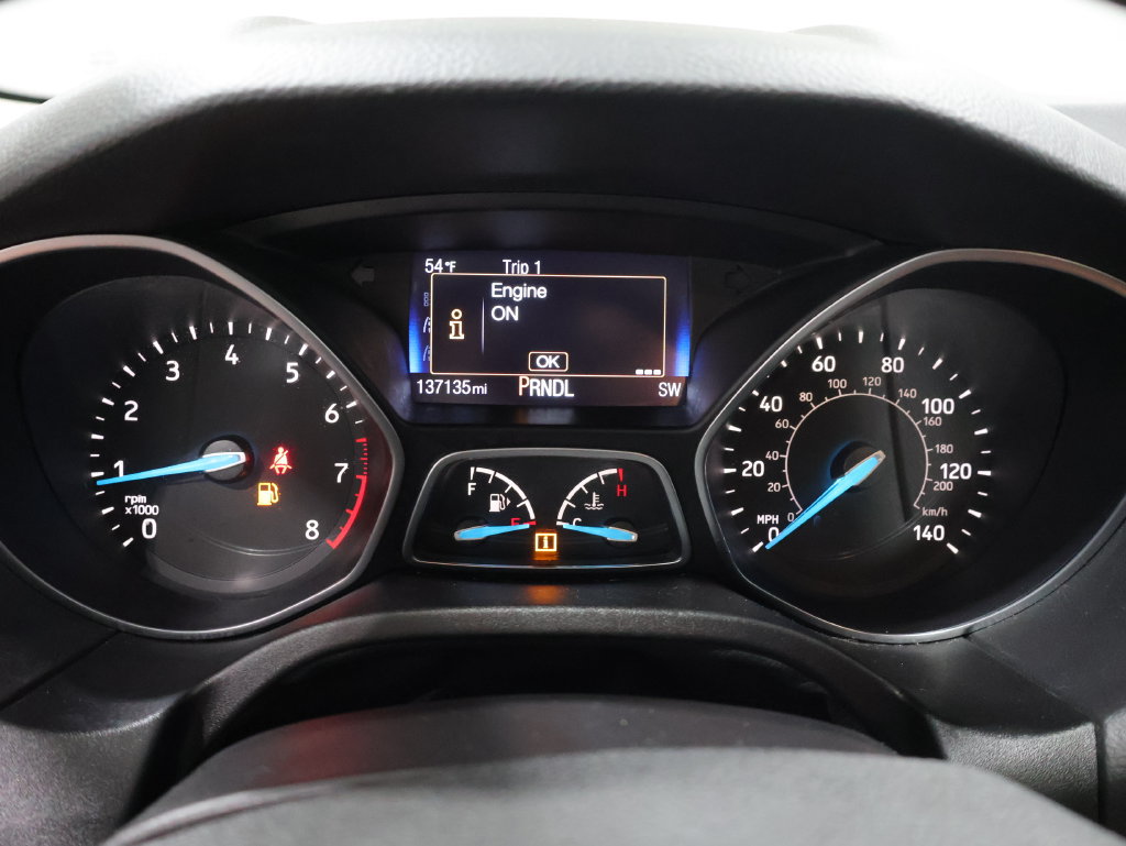 Used 2015 Ford Focus SE FWD image 35