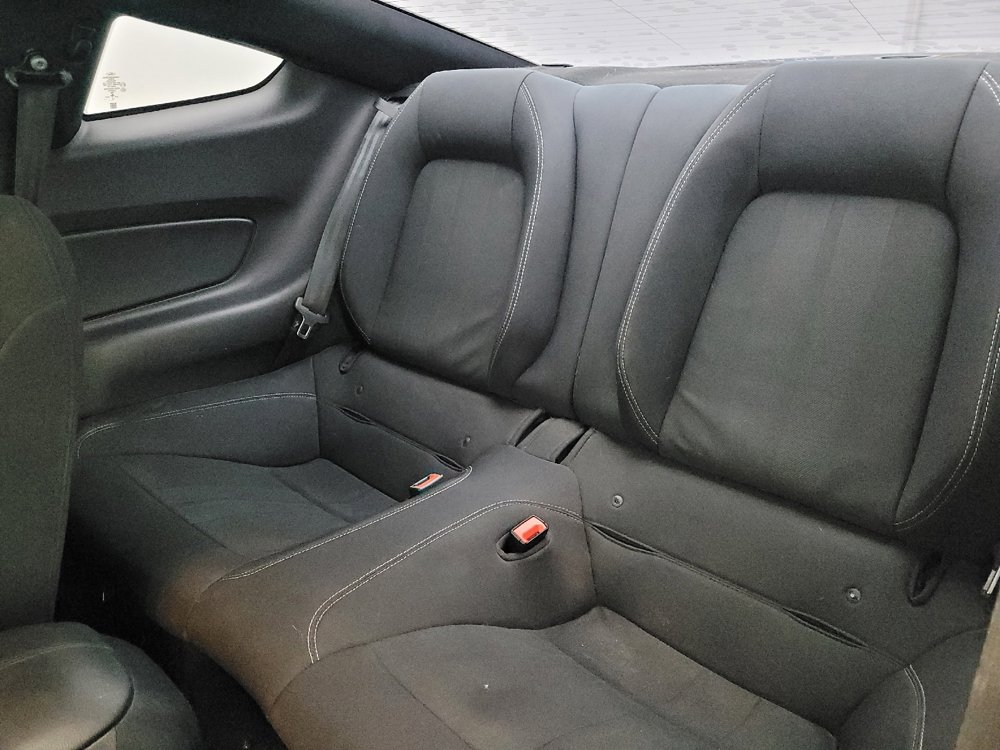 Used 2019 Ford Mustang EcoBoost image 18