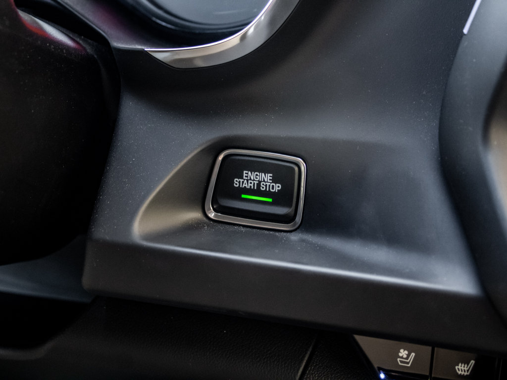 Used 2016 Chevrolet Camaro SS RWD image 36