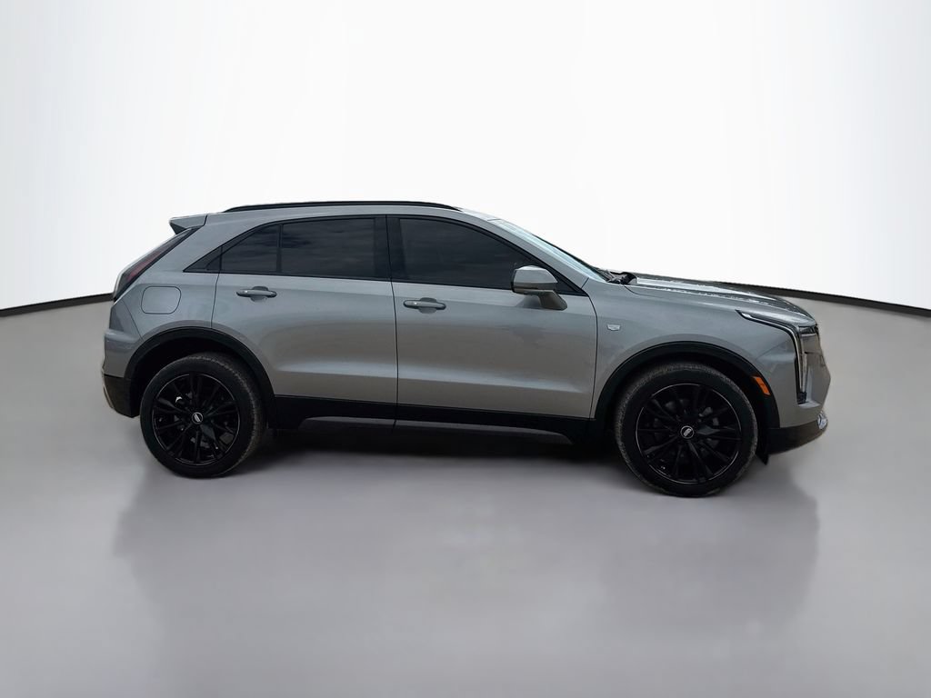 Used 2025 Cadillac XT4 Sport w/ LPO, Onyx Lite Package FWD image 8