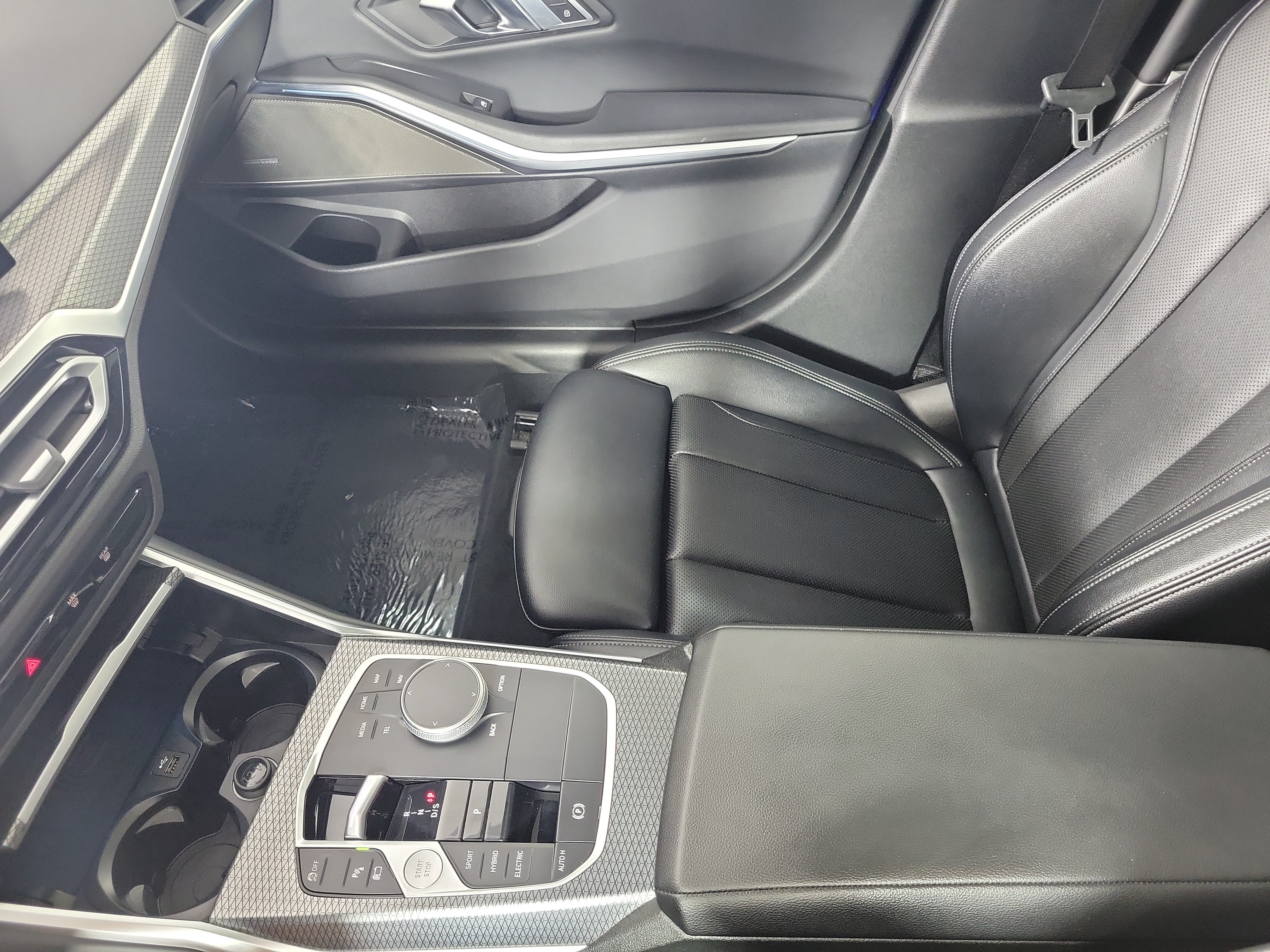 Used 2023 BMW 330e xDrive w/ M Sport Package AWD/4WD image 23