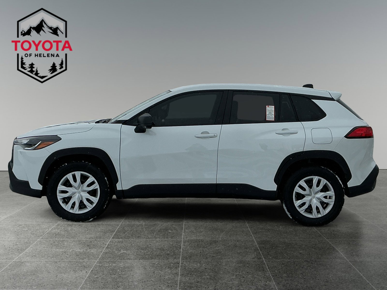 Certified 2024 Toyota Corolla Cross L image 2