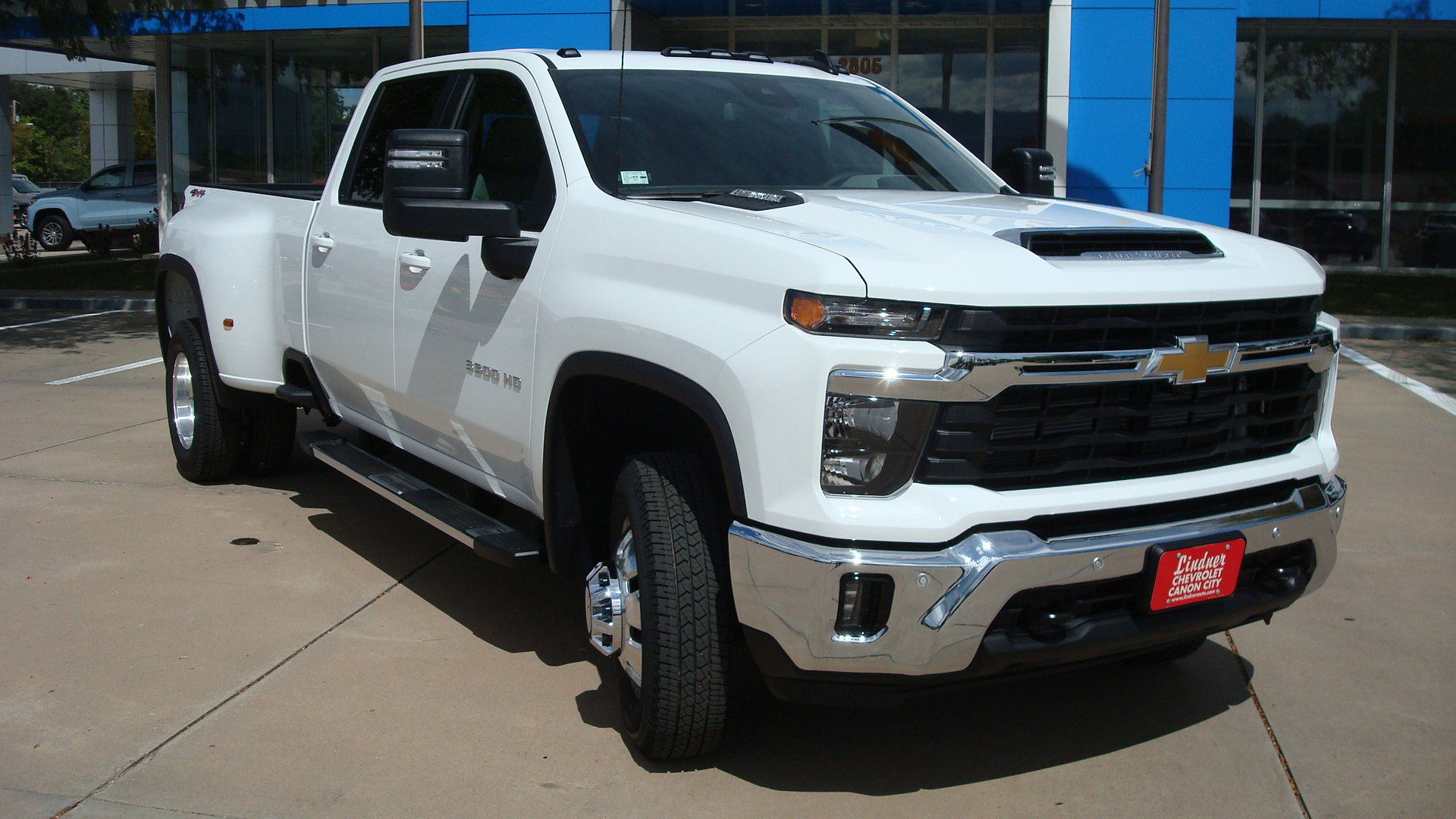 New 2026 Chevrolet Silverado 3500 LT w/ All Star Edition image 3