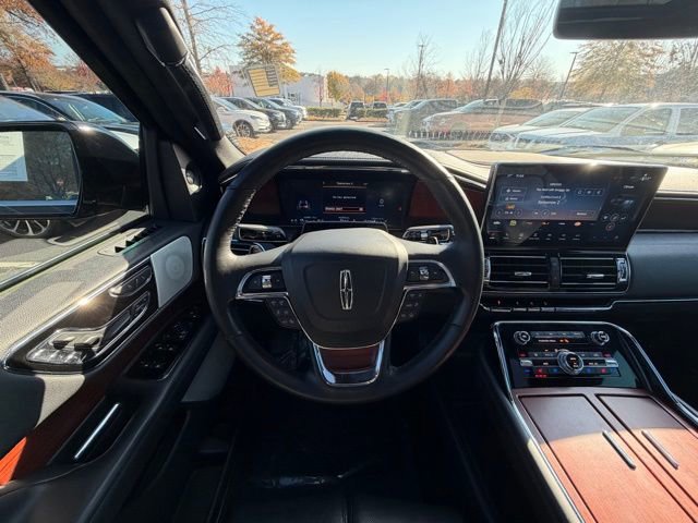 Certified 2022 Lincoln Navigator Reserve image 7