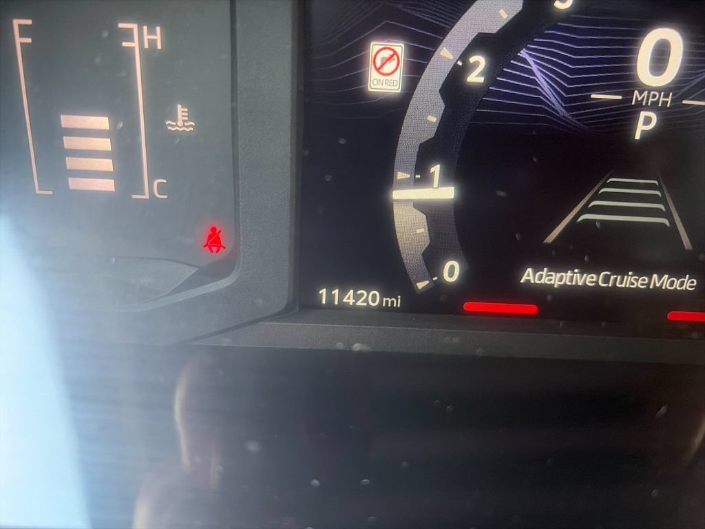 Used 2025 Toyota Tacoma SR5 AWD/4WD image 30