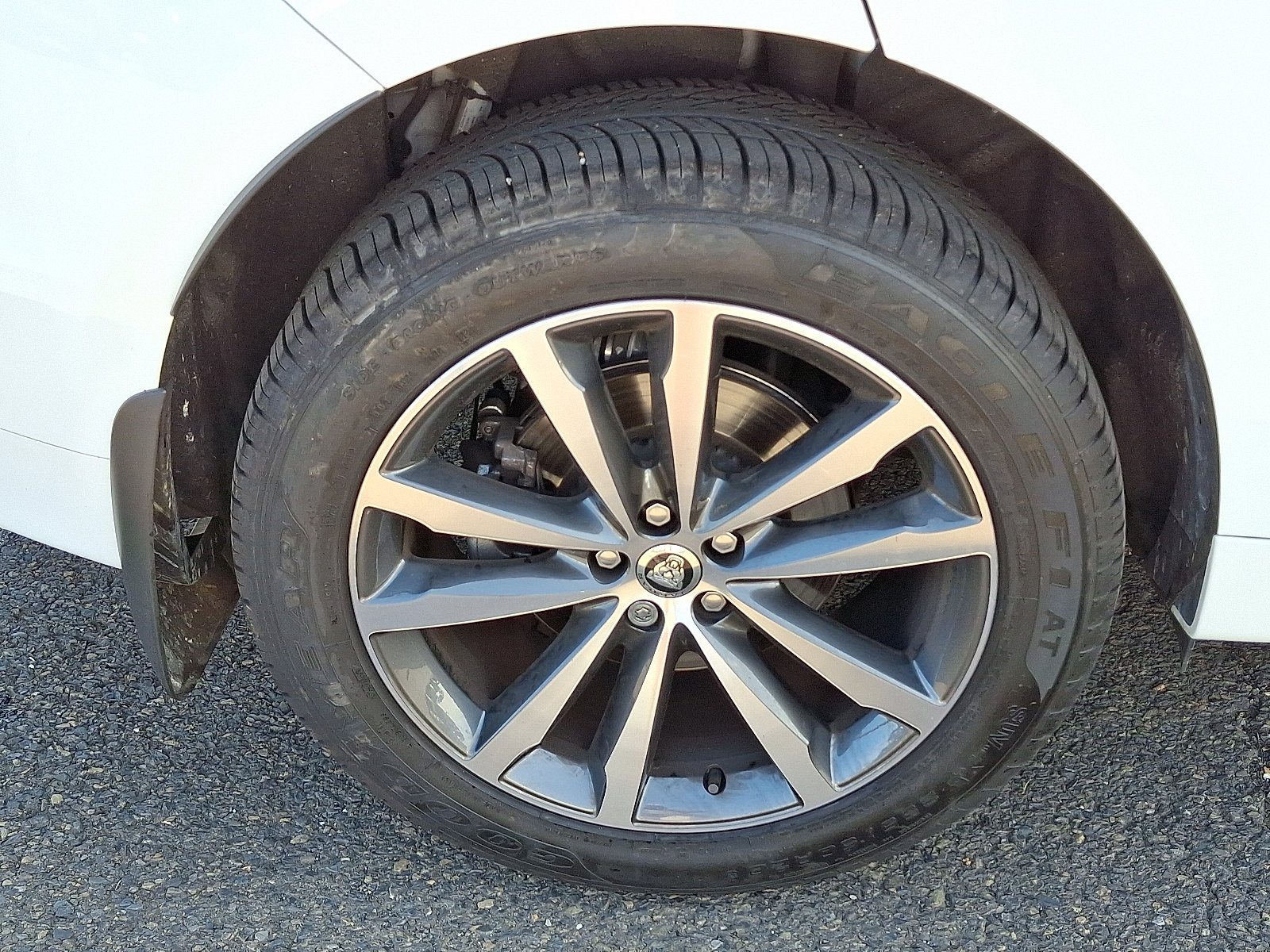 Used 2026 Jaguar F-PACE R-Dynamic S image 12