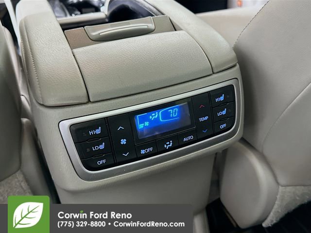 Used 2015 Toyota Highlander Limited Platinum AWD/4WD image 26