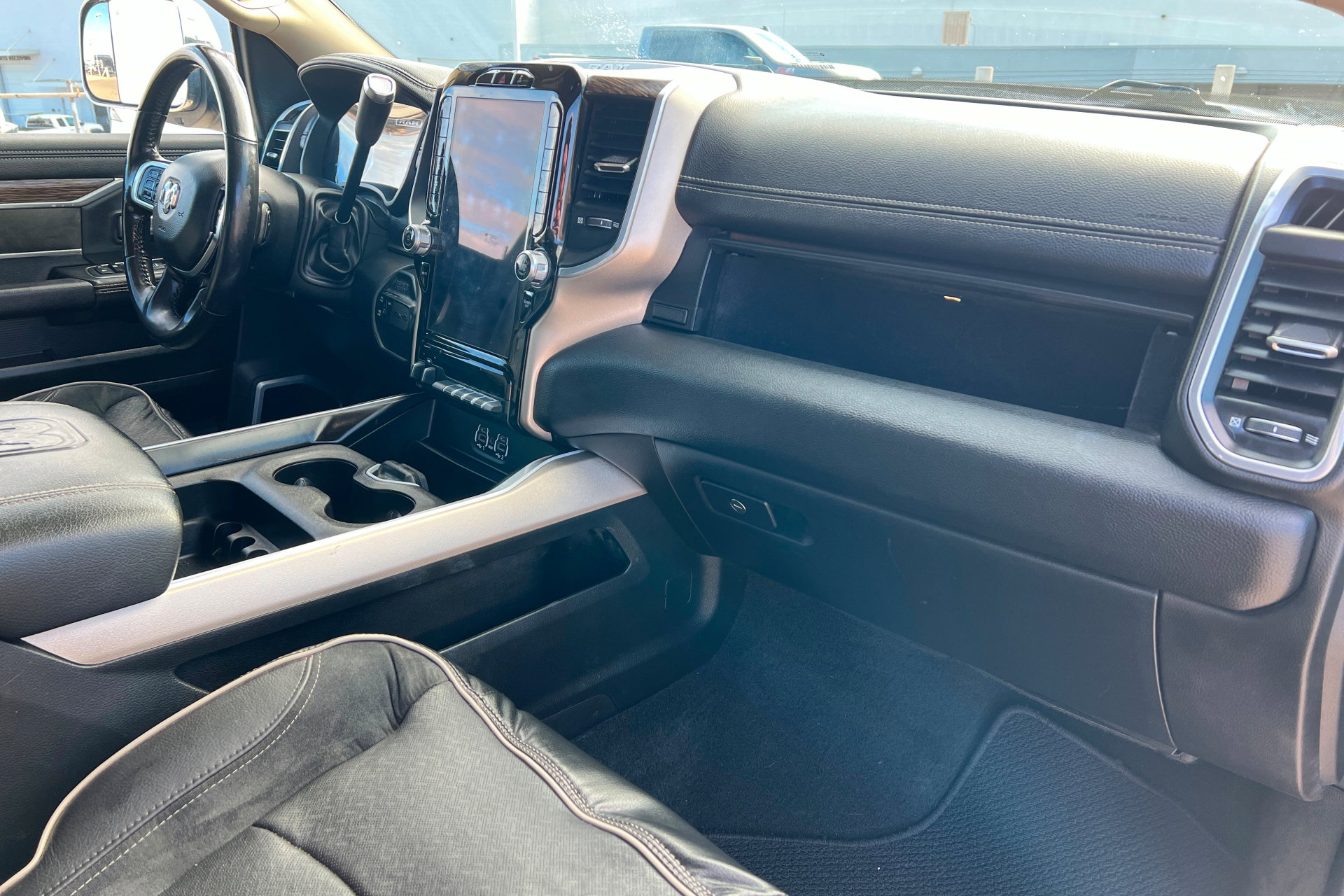 Used 2020 RAM 2500 Laramie image 23
