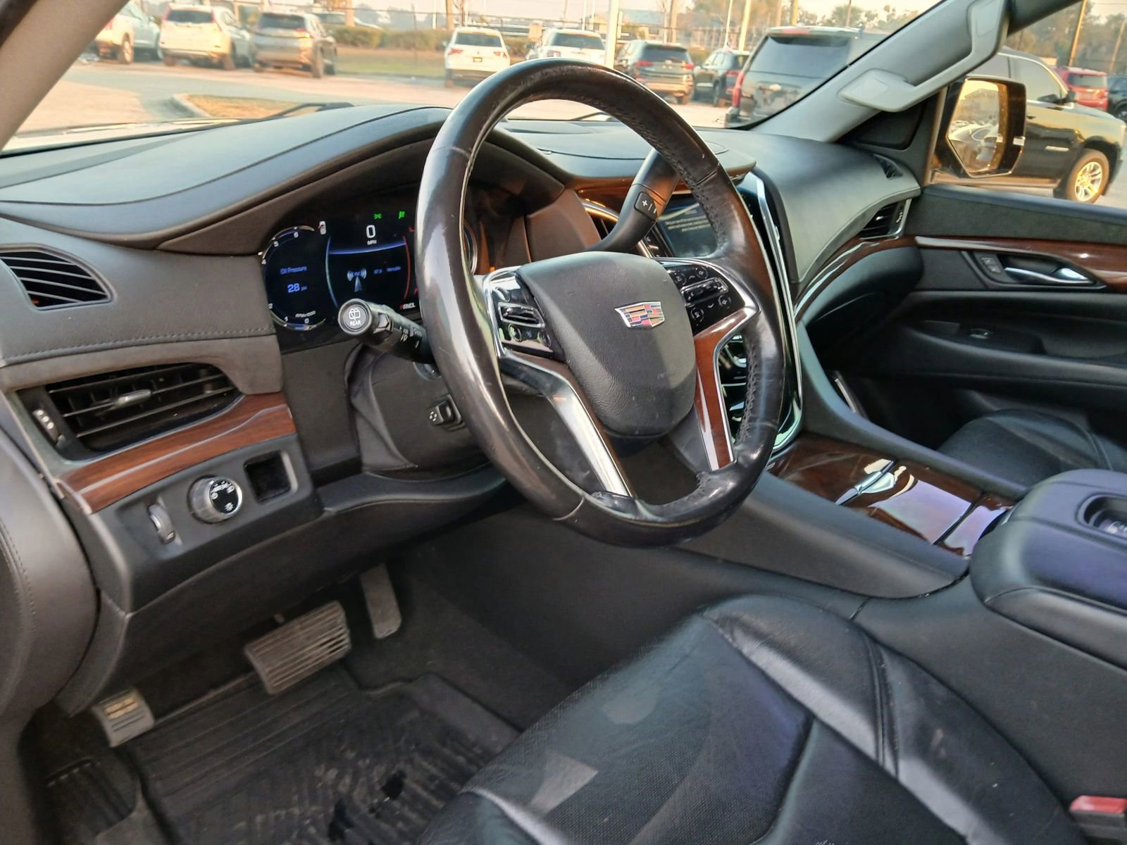 Used 2019 Cadillac Escalade 2WD image 4