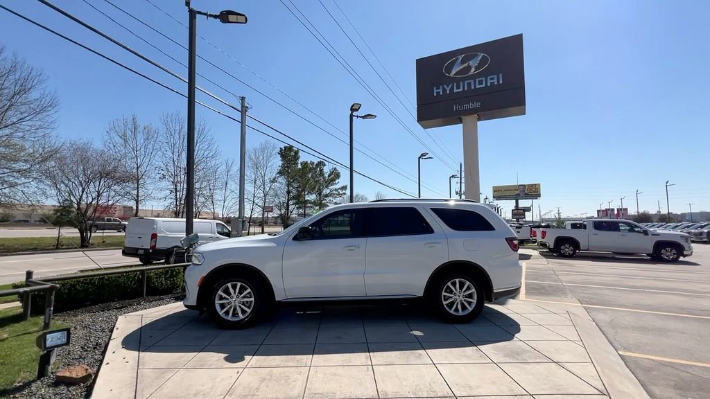 Used 2023 Dodge Durango SXT image 4