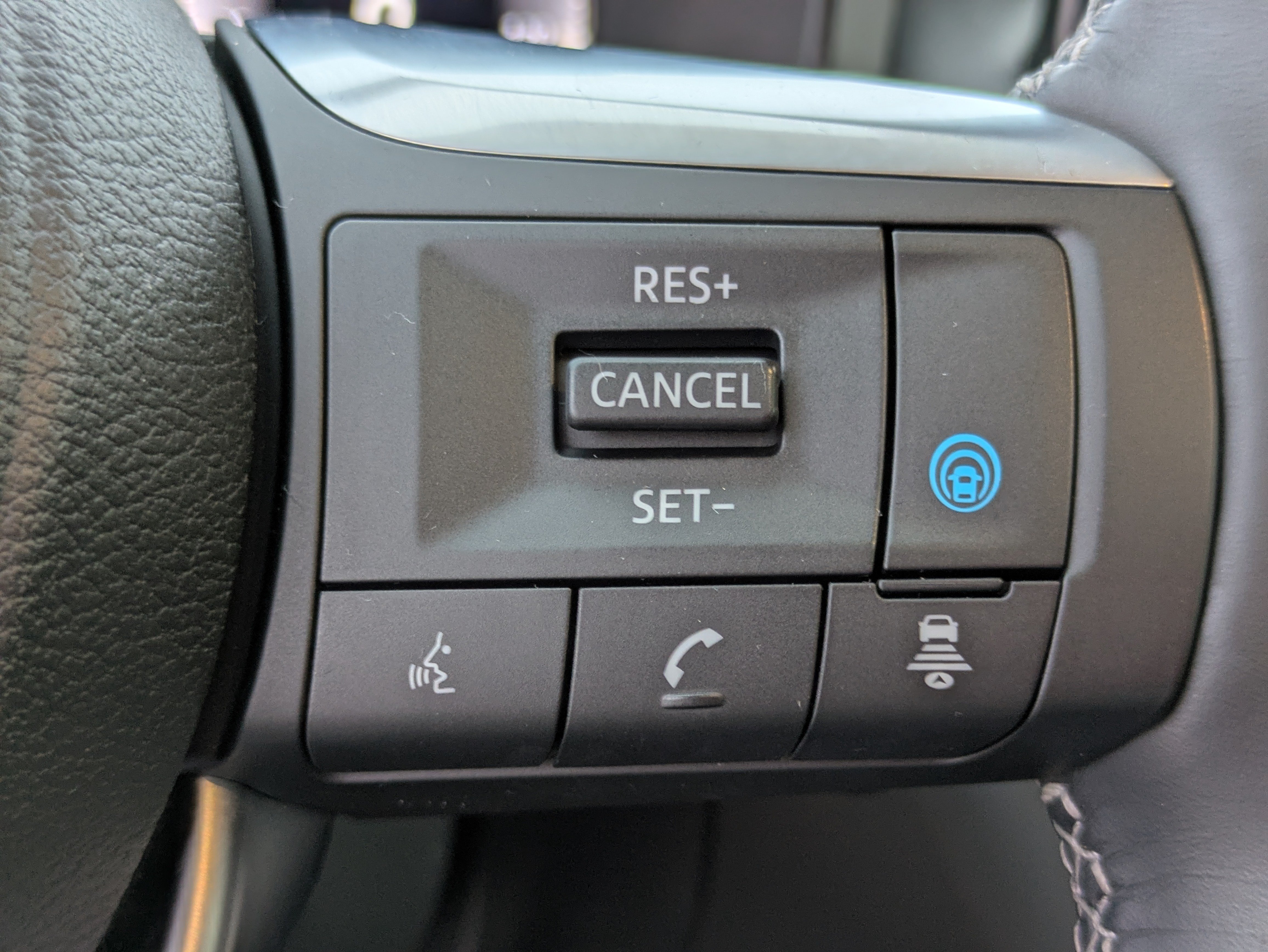 Used 2023 INFINITI QX60 Sensory w/ Vision Package image 22