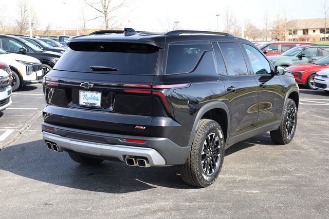 Used 2025 Chevrolet Traverse Z71 w/ Driver Confidence Package AWD/4WD image 6
