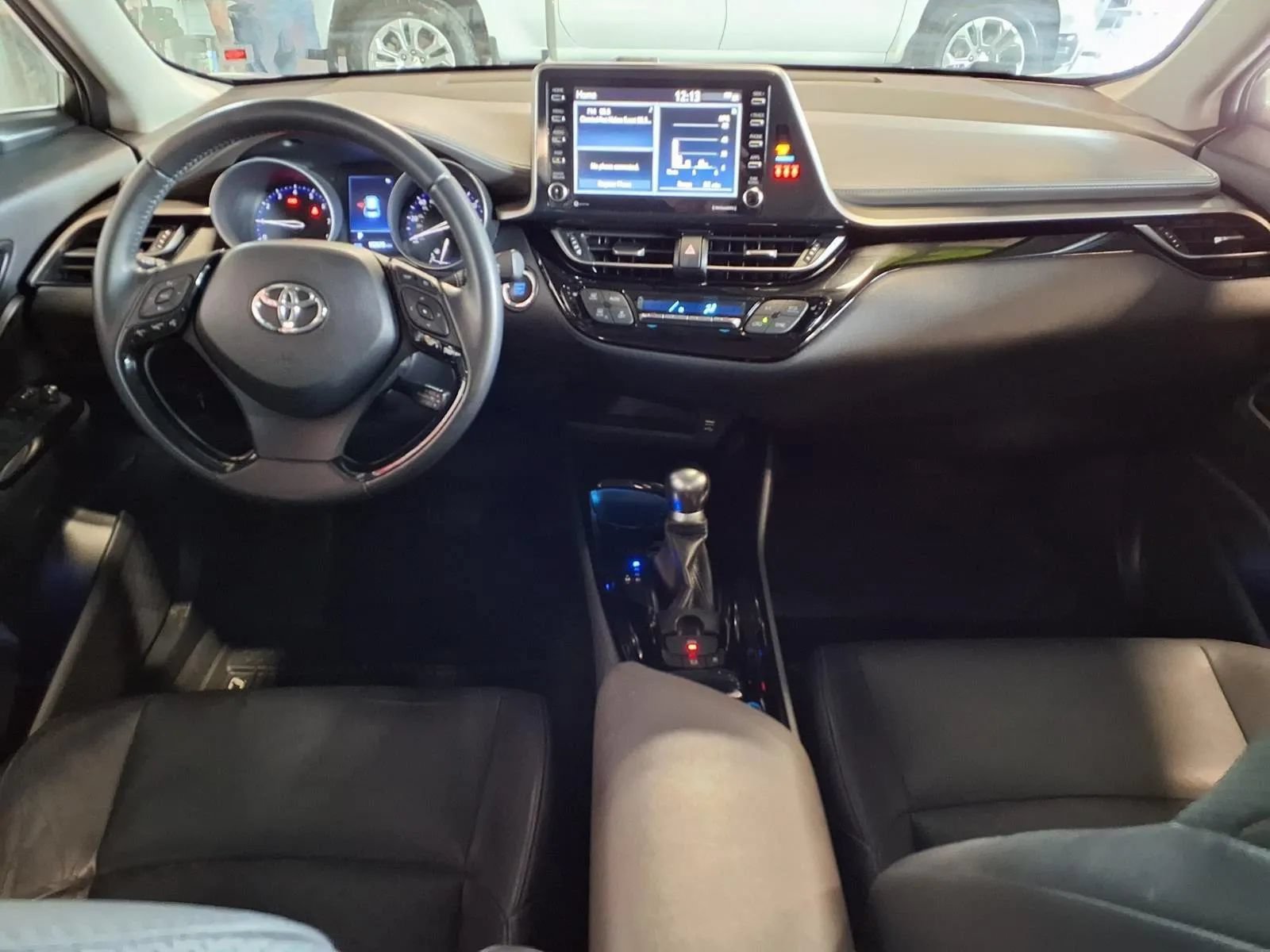 Used 2020 Toyota C-HR Limited FWD image 14