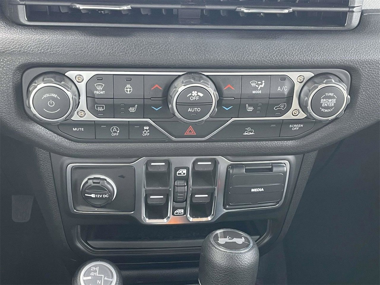 New 2026 Jeep Wrangler Sport S image 30