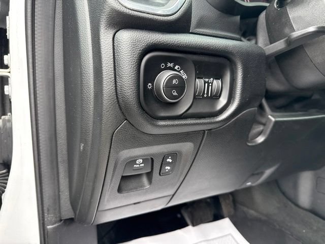 Used 2021 RAM 1500 Laramie AWD/4WD image 15