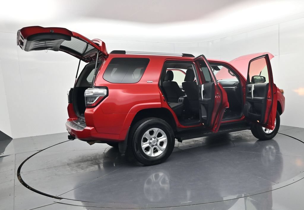 Used 2024 Toyota 4Runner SR5 AWD/4WD image 62