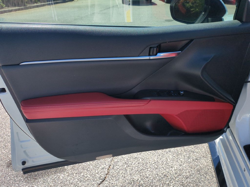 Used 2021 Toyota Camry XSE FWD image 32