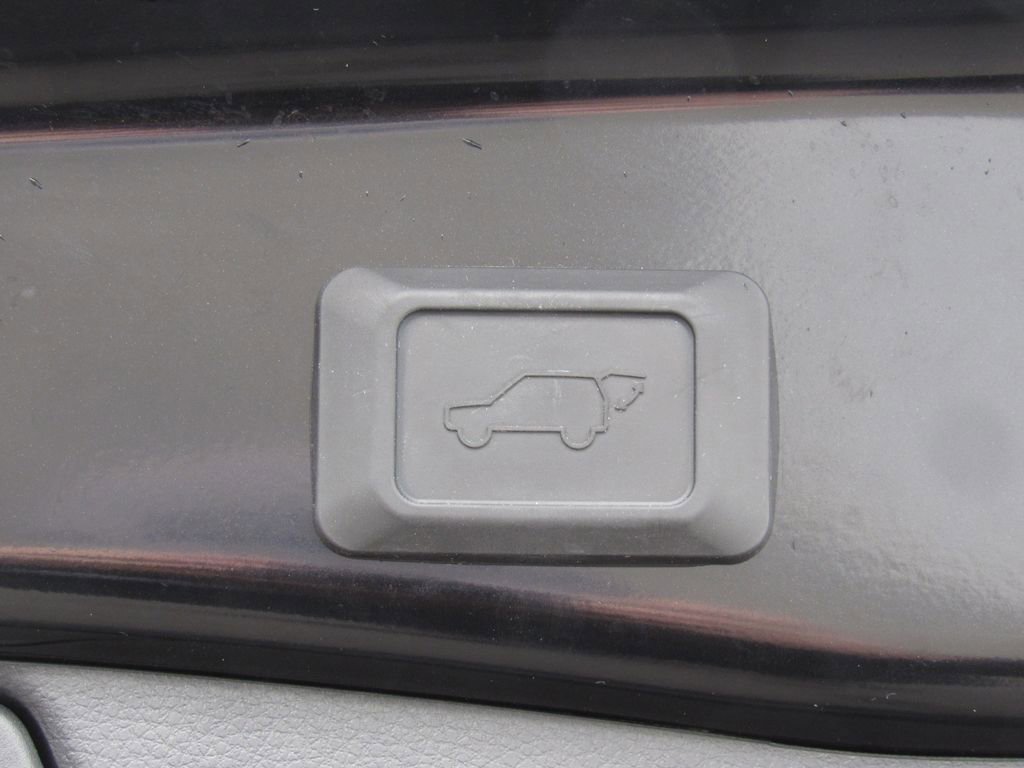 Certified 2025 Toyota RAV4 XLE Premium AWD/4WD image 22