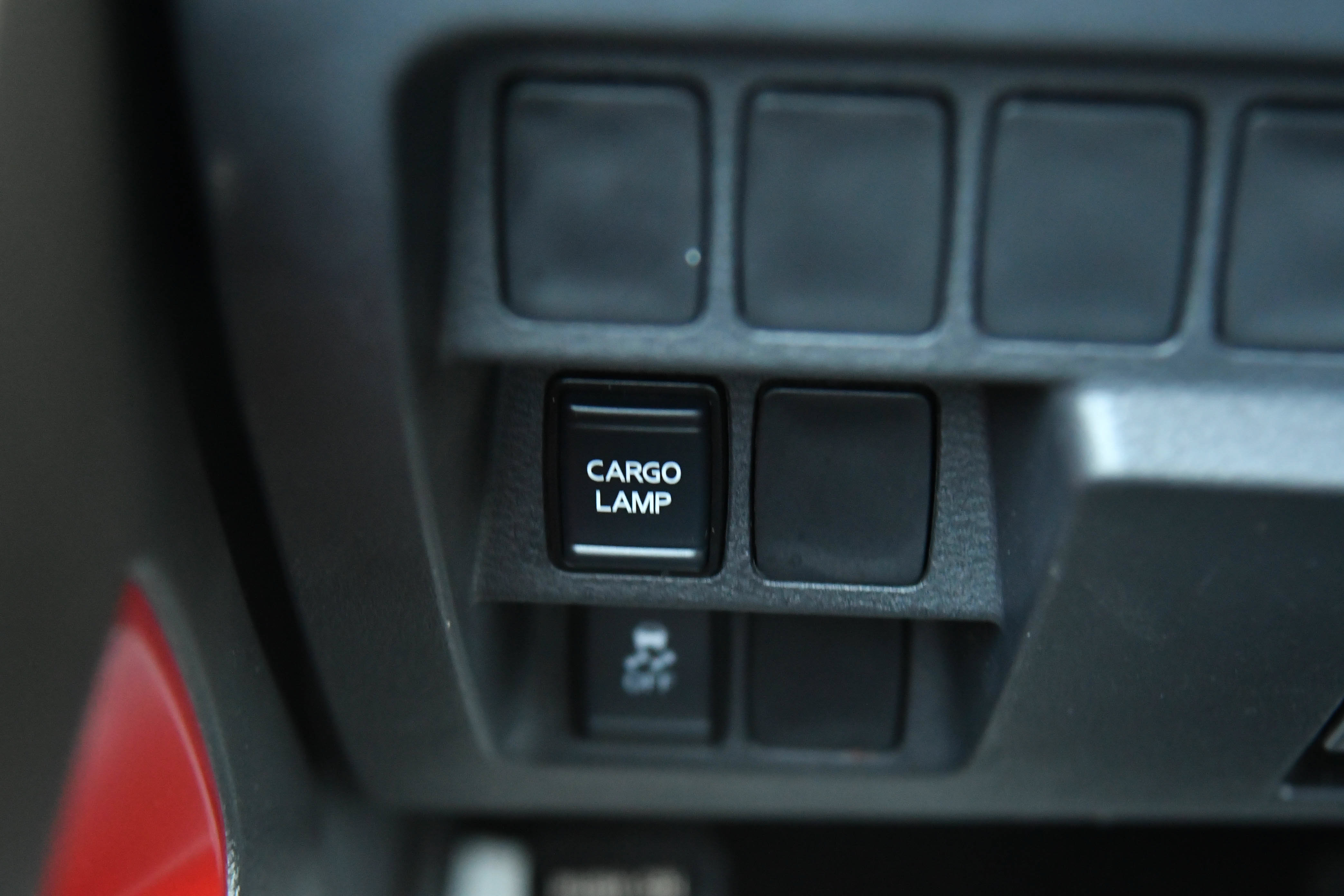 Used 2022 Nissan Frontier Pro-X RWD image 31