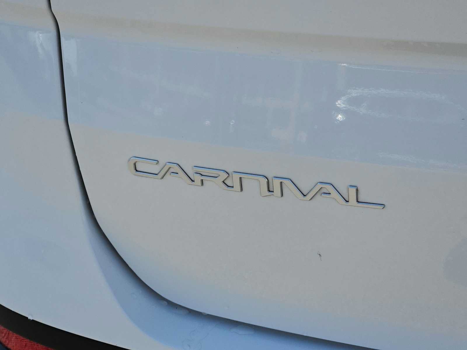 Used 2024 Kia Carnival LX FWD image 10