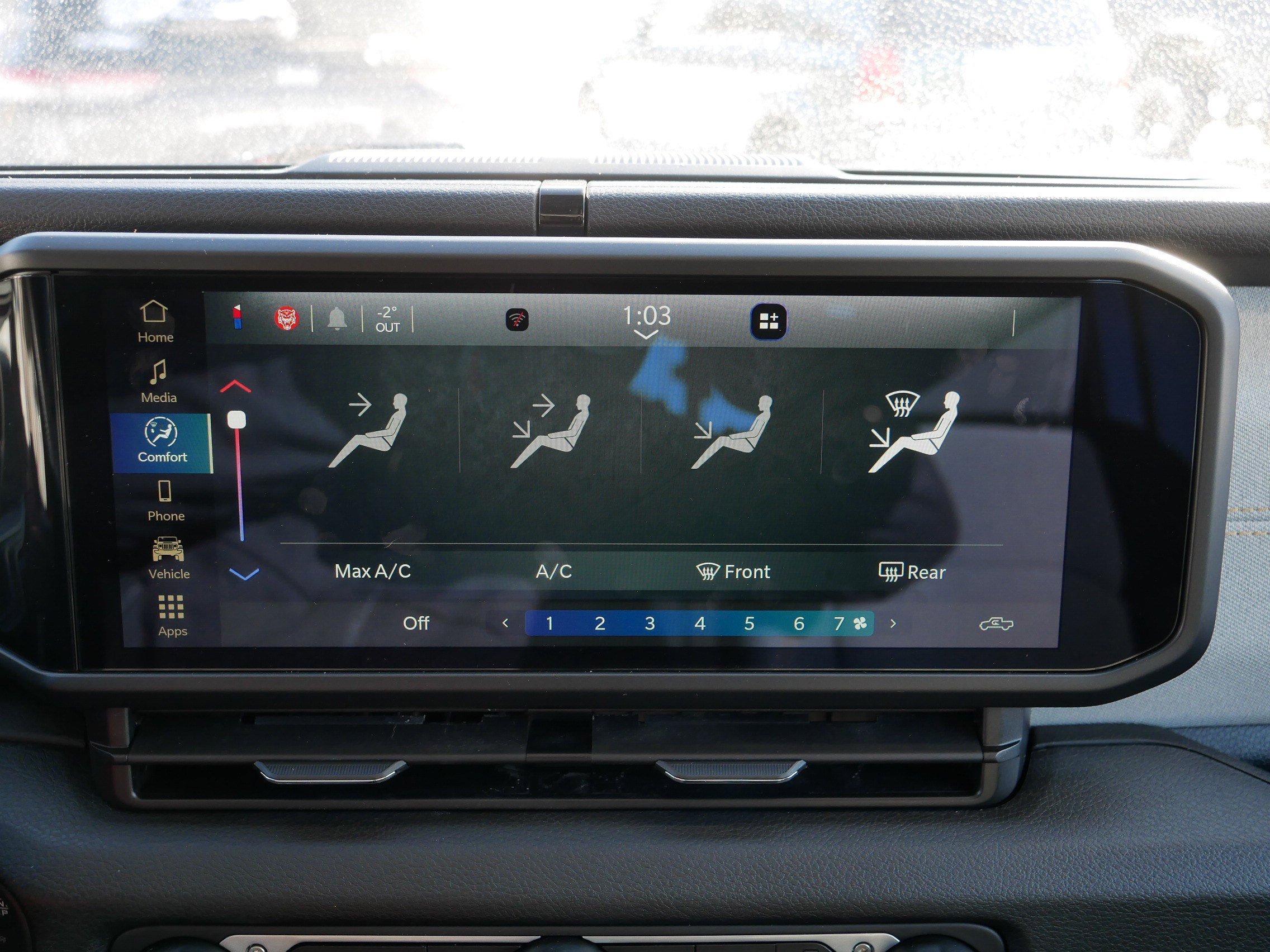 Certified 2024 Jeep Gladiator Sport image 30