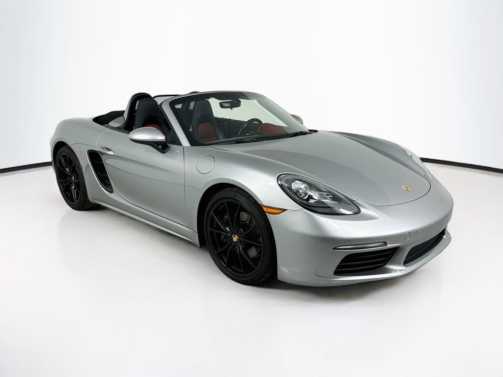 Used 2017 Porsche 718 Boxster RWD image 20