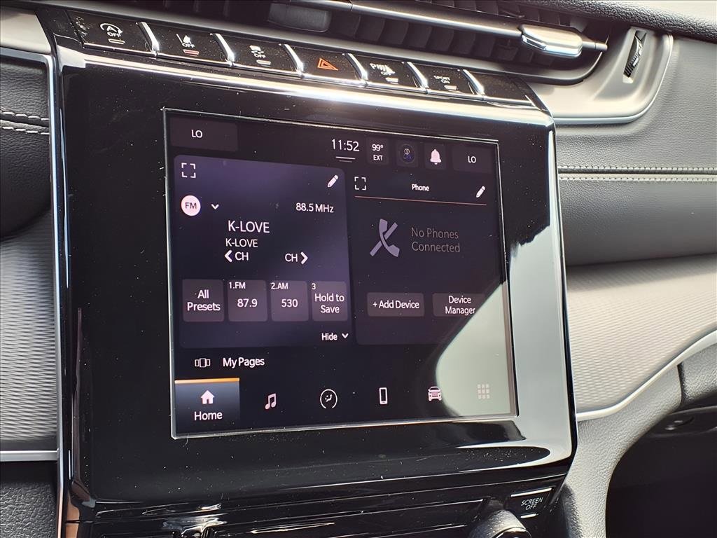 New 2025 Jeep Grand Cherokee L Laredo image 12