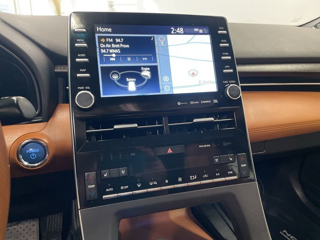 Used 2019 Toyota Avalon Limited image 23